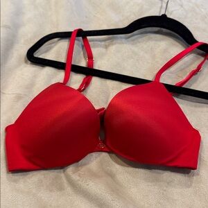 Victoria's Secret Vibrant Red Bra push-up wired 32B